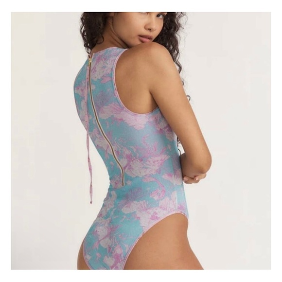 Hurley x LoveShackFancy NWT One Piece Swimsuit | Medium - Picture 5 of 16